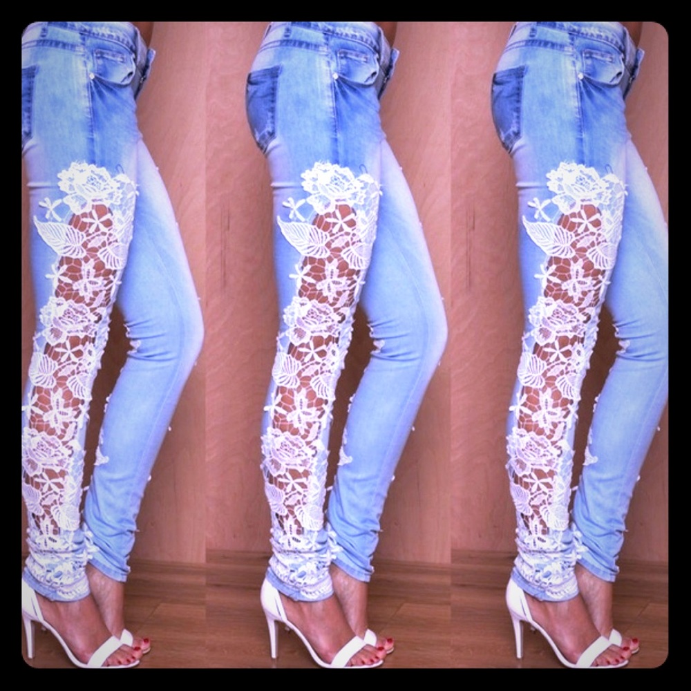 Skinny Distressed Jeans